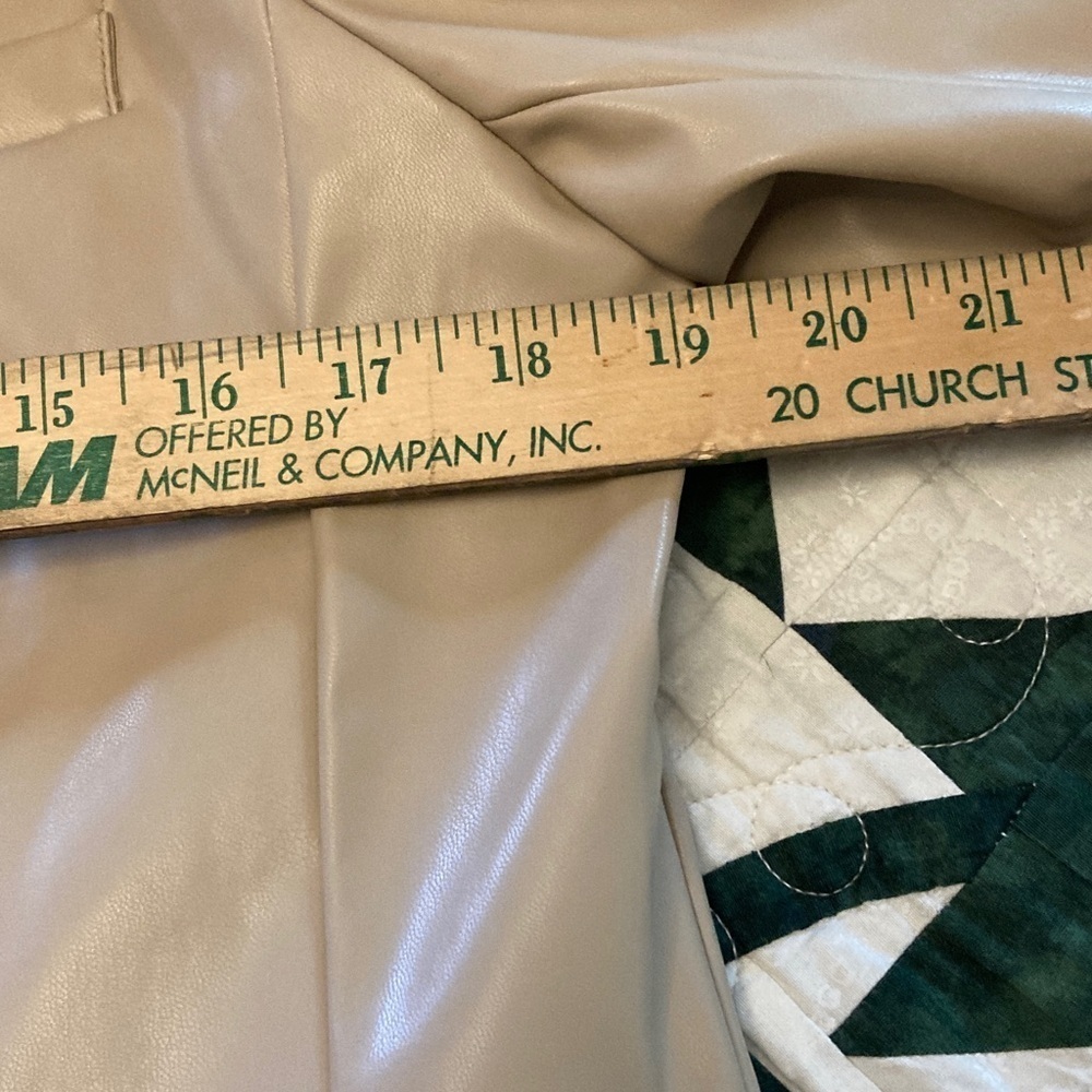 Dance & Marvel faux leather one button jacket/blazer women’s med. tan classic - Picture 6 of 10